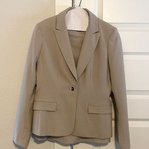 Calvin Klein 2 piece suit